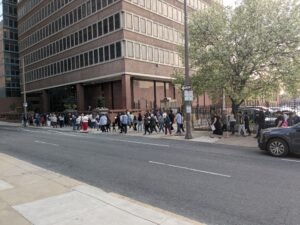 PXL_20250418_232259687